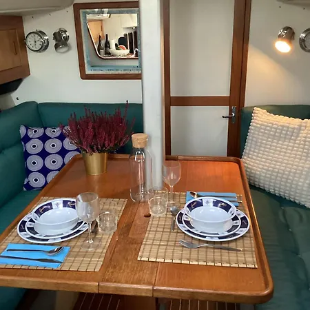 Merak Лісабон