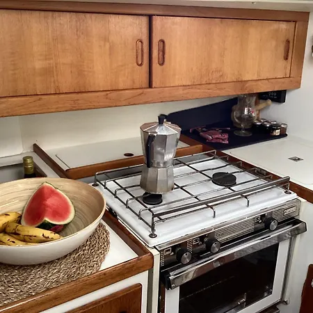 Merak Лісабон